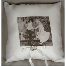 Western Affection Ring Pillow